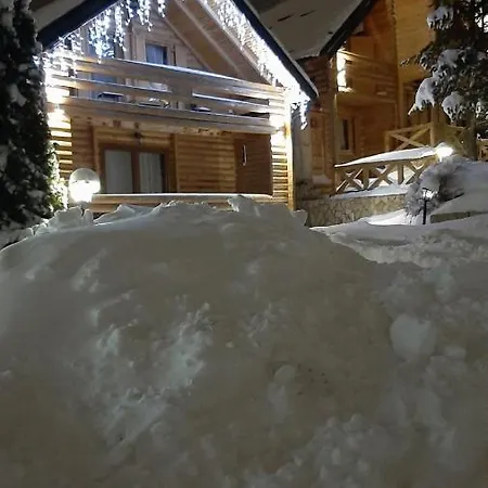 ナチュラル ウッド * ズラティボール