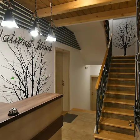 公寓 天然木别墅酒店 *