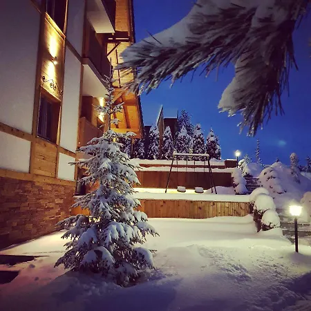 天然木别墅酒店 公寓 *